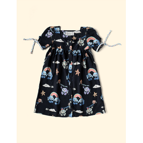 Vestidinho-infantil-curto-The-Mini-Forest-com-manguinha-curta-princesa-embarcando-com-a-criancada-em-um-sonho-muito-divertido.