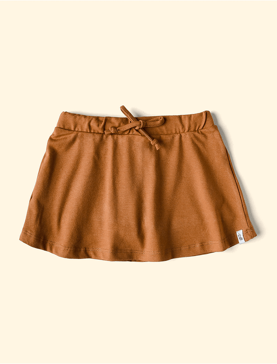 Short Saia Evasê Liso Caramelo na The Mini Forest theminiforest