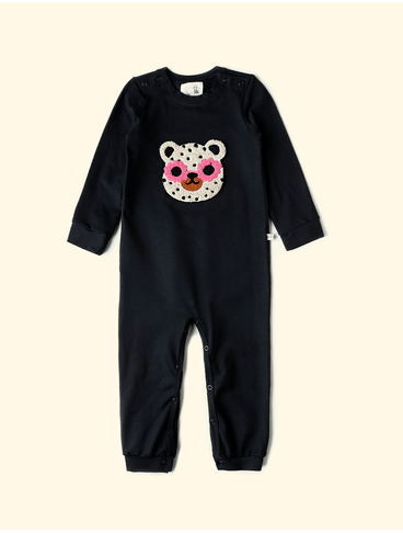 Macacao-de-Bebe-Manga-Longa-Bordado-The-Mini-Forest-Teddy-Preto-combinando-as-famosas-bolinhas-com-o-ursinho-mais-fofo-da-floresta.