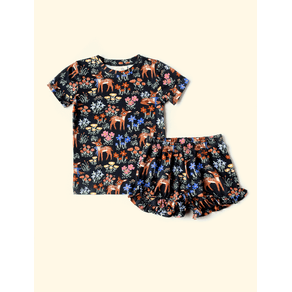 Pijama-Infantil-de-Verao-The-Mini-Forest-Jardim-dos-Cervos-Preto-trazendo-a-estampa-dos-bambis-mais-fofos-da-floresta.