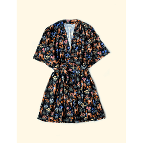 Kimono-Adulto-The-Mini-Forest-Jardim-dos-Cervos-Preto-trazendo-a-estampa-dos-bambis-mais-fofos-da-floresta. Kimono-Adulto-The-Mini-Forest-Jardim-dos-Cervos-Preto-trazendo-a-estampa-dos-bambis-mais-fofos-da-floresta.