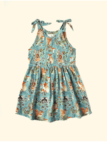 Vestido-Infantil-Alca-e-Botoes-The-Mini-Forest-Mini-Floresta-Azul-trazendo-os-bichinhos-escondidos-pela-nossa-florestinha.