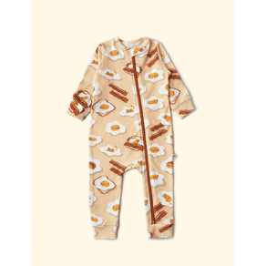 Macacao-de-Bebe-The-Mini-Forest-Gatovo-Amarelinho-trazendo-o-gatinho-mais-fofo-da-floresta-que-parede-um-ovo-frito. Macacao-de-Bebe-The-Mini-Forest-Gatovo-Amarelinho-trazendo-o-gatinho-mais-fofo-da-floresta-que-parede-um-ovo-frito.