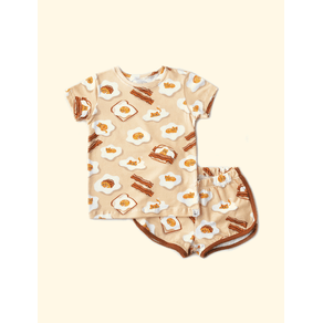 Pijama-Infantil-de-Verao-The-Mini-Forest-Gatovo-Amarelinho-trazendo-o-gatinho-mais-fofo-da-floresta-que-parede-um-ovo-frito.