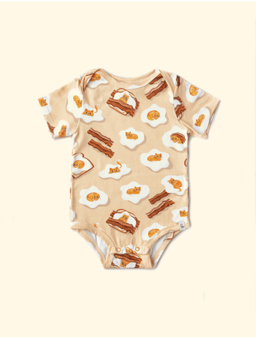 Body-de-Bebe-The-Mini-Forest-Gatovo-Amarelinho-trazendo-o-gatinho-mais-fofo-da-floresta-que-parede-um-ovo-frito.