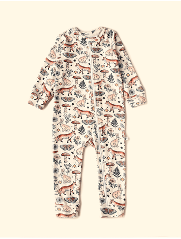 Macacao-de-Bebe-The-Mini-Forest-De-Noite-no-Bosque-Baunilha-com-a-estampa-de-bichinhos-do-nosso-Bosque-encantado.