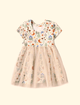 Vestido-Infantil-Tule-The-Mini-Forest-Noite-Florida-Baunilha-trazendo-a-estampa-da-lua-pelos-bosques-floridos.