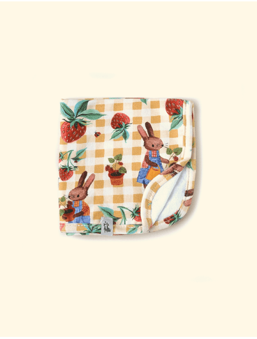 Paninho-de-Boca-de-Bebe-The-Mini-Forest-Colhe-Coelho-Baunilha-com-estampa-infantil-de-coelhinhos.