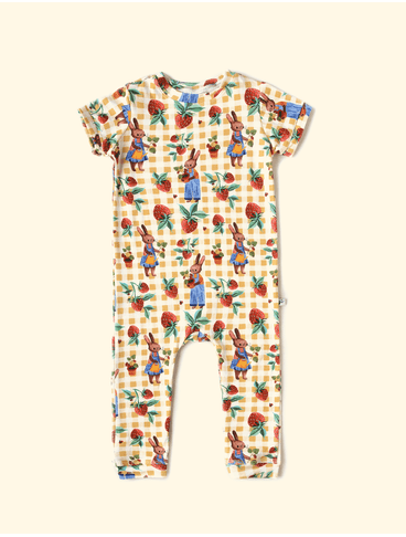 Macacao-Saruel-Infantil-The-Mini-Forest-Colhe-Coelho-Baunilha-com-estampa-infantil-de-coelhinhos.
