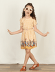 Vestido-Infantil-Recorte-Cintura-The-Mini-Forest-Colhe-Coelho-Baunilha-com-estampa-infantil-de-coelhinhos.