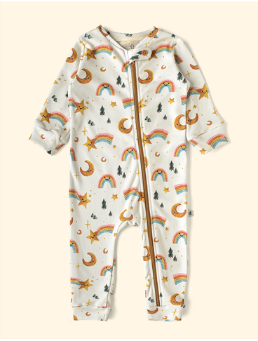 Macacao-de-Bebe-The-Mini-Forest-Vale-Encantado-Baunilha-roupinha-infantil-com-estampa-de-ceu.