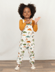 30143_conjunto-jardineira-e-body-infantil_pequenos-gigantes_the-mini-forest_menina-de-macacao