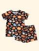 Pijama-Infantil-de-Verao-The-Mini-Forest-Mascaras-da-Fauna-Preto-o-pijama-estampado-perfeito-para-as-criancas.