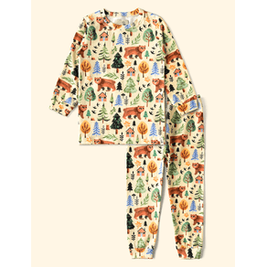 Pijama-Infantil-de-Inverno-The-Mini-Forest-Casa-na-Floresta-Amarelinho-trazendo-a-estampa-da-casa-mais-aconchegante-da-nossa-floresta- Pijama-Infantil-de-Inverno-The-Mini-Forest-Casa-na-Floresta-Amarelinho-trazendo-a-estampa-da-casa-mais-aconchegante-da-nossa-floresta-